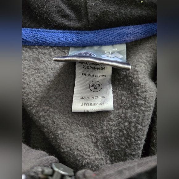 YOUTH  Edmonton Oilers Zippered Hoodie - Picture 3 of 3